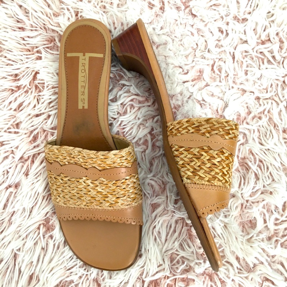 👡VTG 90s boho basket weave slides